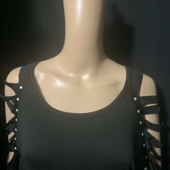 Lucky Long Sleeve Shirt with cut out Sleeves Size - Picture 3 of 3